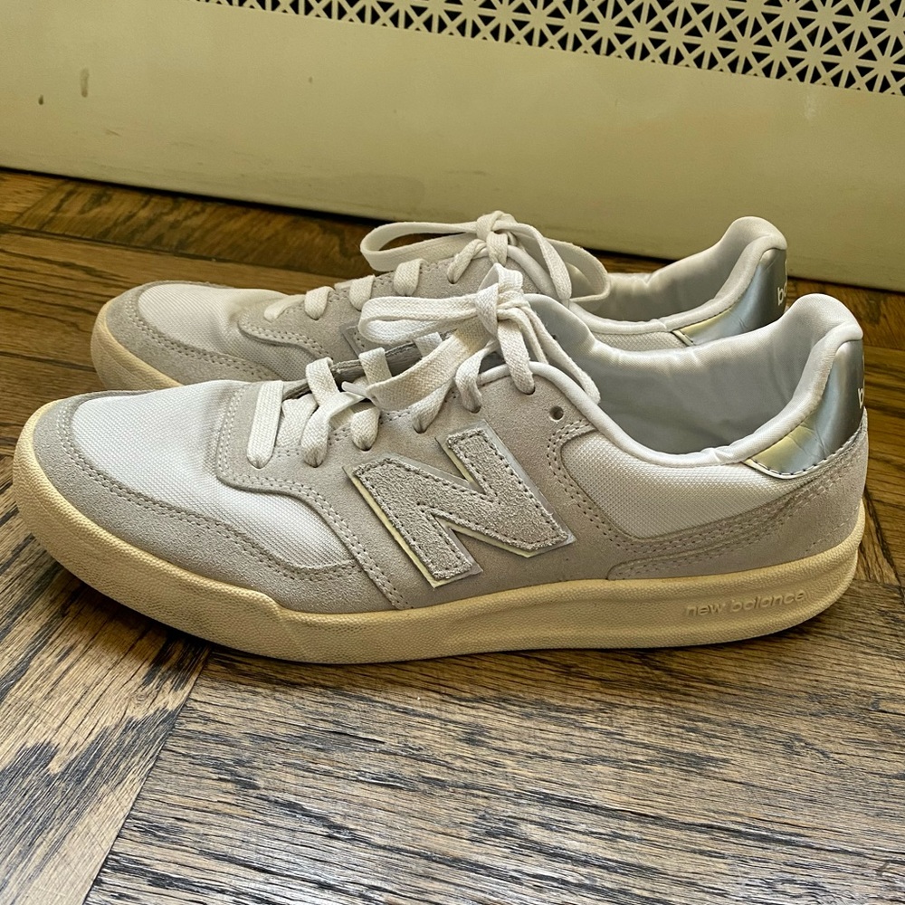 New Balance 300 sneakers - Picture 2 of 11